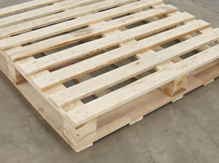 減少木制托盤的發(fā)霉現(xiàn)象可以從這四個方面進行 減少木制托盤的發(fā)霉現(xiàn)象可以從這四個方面進行